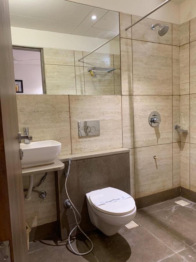 סוראט Hotel Regency מראה חיצוני תמונה