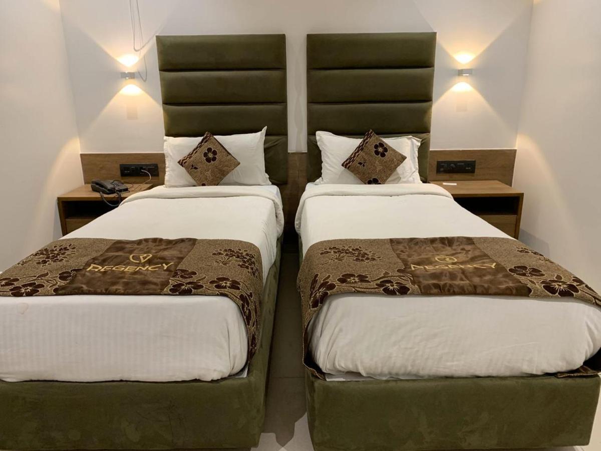 סוראט Hotel Regency מראה חיצוני תמונה